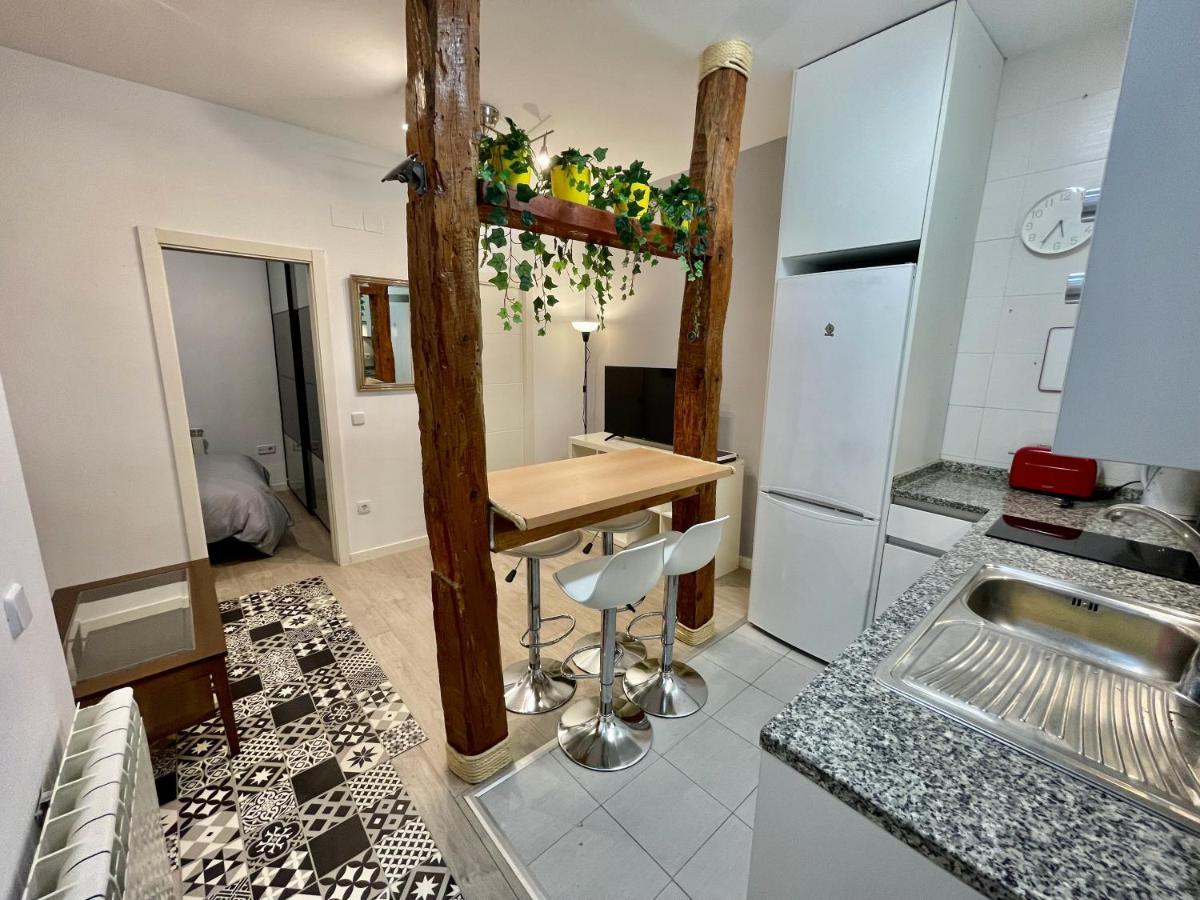 Bonito Apartamento Junto A La Plaza Mayor Madrid Exterior photo